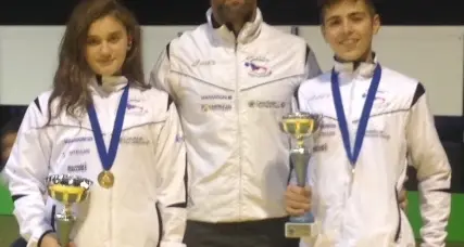 Gruppo Lottatori Mori a medaglie