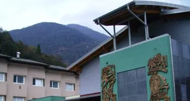 Disabili: sostegno a scuola dimezzato