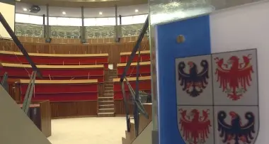 Indennità, i sindacati in piazza / FIRMA