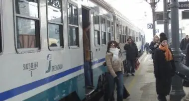 Treni in ritardo, arriva il bonus per i pendolari della Valsugana
