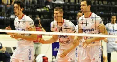 CAMPIONI D'EUROPA Volley: la Betclic Trentino trionfa al Palaonda di Bolzano nella Dolomiti Final Four
