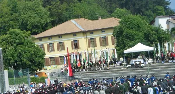 Sfila l’orgoglio degli Schützen nonesi
