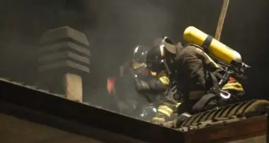 Incendio a Fornace, due famiglie evacuate