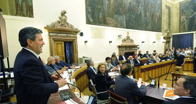 Ai gruppi 40 mila euro Nessun taglio al budget
