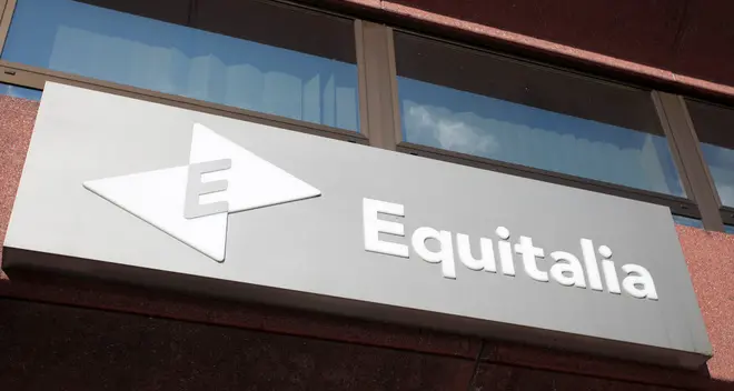 Equitalia pignorata da due malati di epatite C