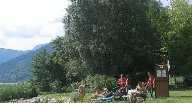 I «baywatch» ritornano sui laghi