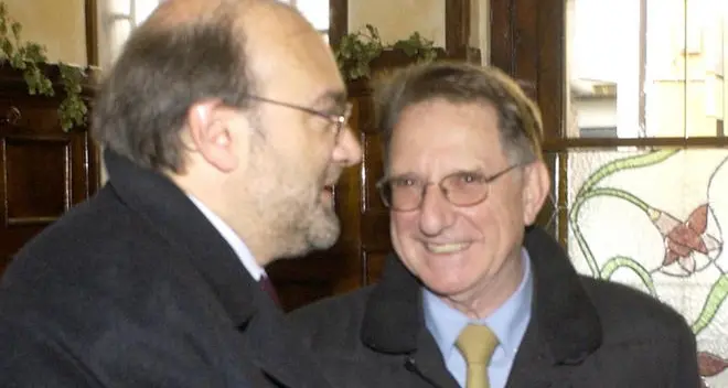 «No allo scontro totale con il governo»