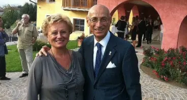 Tarolli chiama l'amico Fazio per inaugurare la sua villa