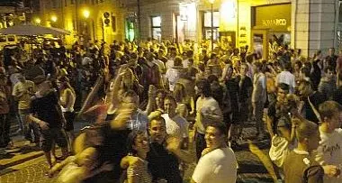 Trento: torna la guerra a pub e movida in centro storico