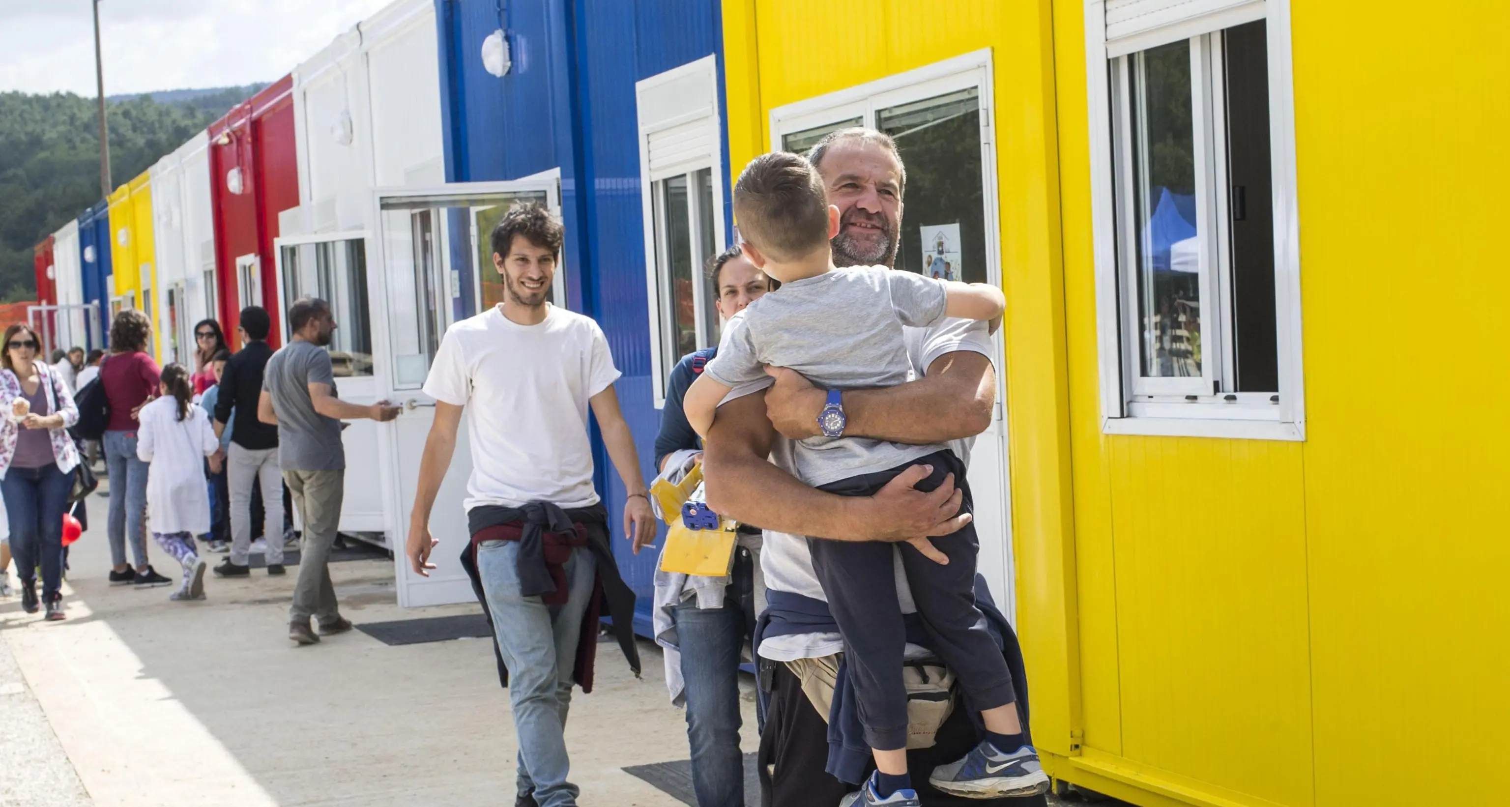 Primo giorno con il sorriso per la nuova scuola \"trentina\"
