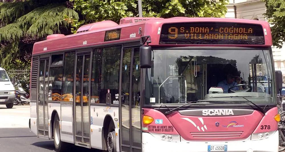 Trento, nuova aggressione ai danni di un autista di bus