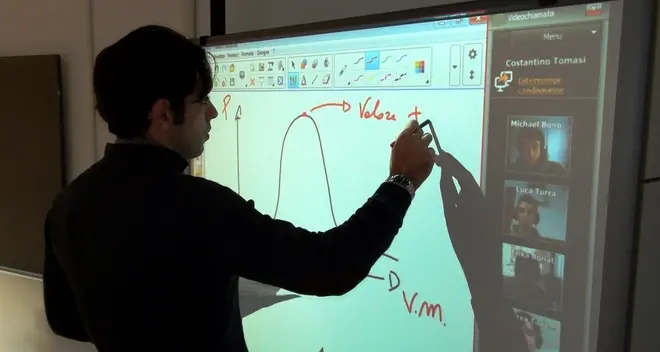 La lezione di fisica? Si fa da casa via web