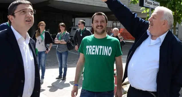 Salvini: «Trentino modello Ma Renzi vi ruba il portafoglio»