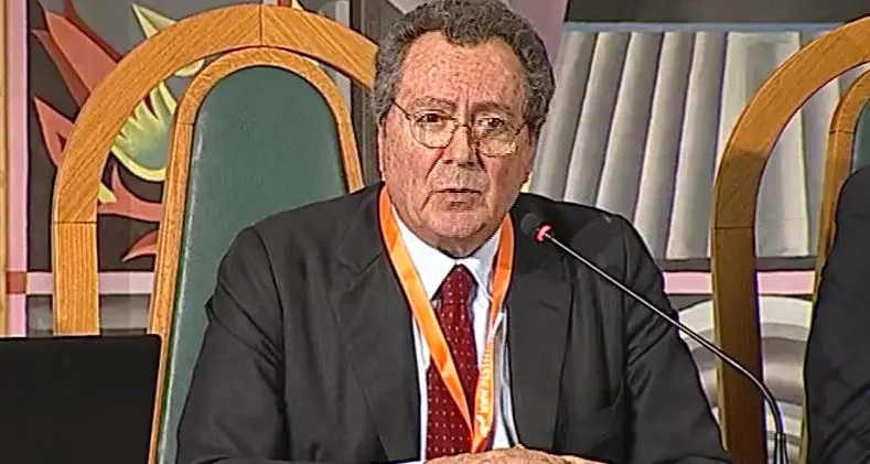 Banche, dai mille istituti degli anni '90 ai 600 attuali