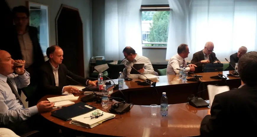 Vitalizi d’oro, primo sì: tagli dal 6 al 40%
