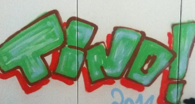 Beccati sul fatto tre graffitari