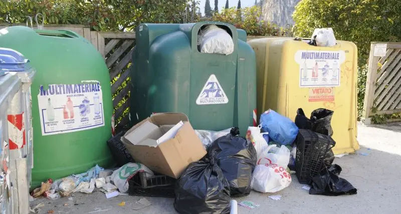 Rifiuti abbandonati: oltre 50 contravvenzioni a Trento