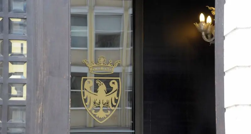 Provincia, sfrattato per morosità il gestore del bar