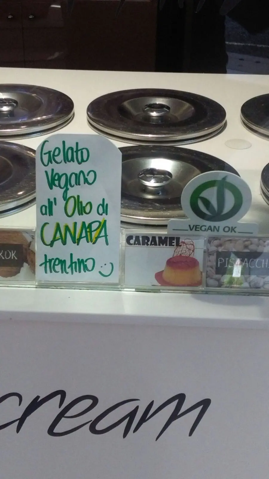 Nei negozi della Busa pane e gelato alla cannabis