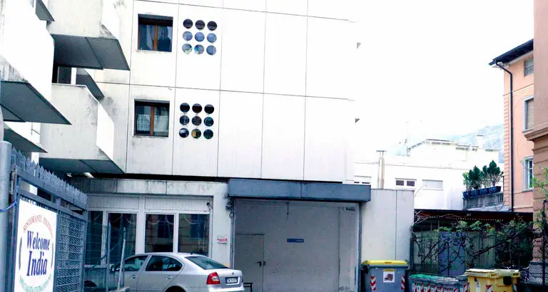 Poliziotto insegue in bici lo spacciatore e lo arresta