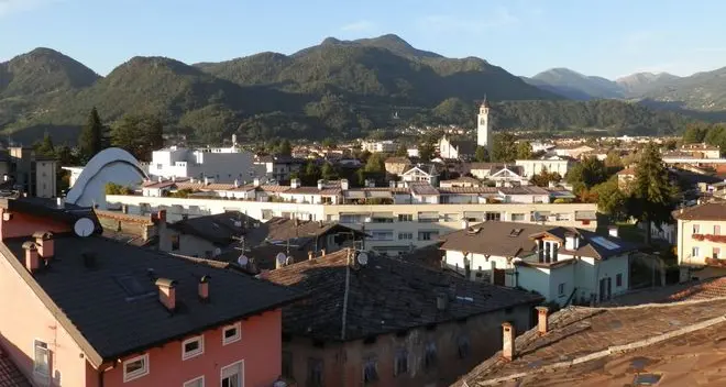 «Soffitte fantasma: è solo un condono mascherato»