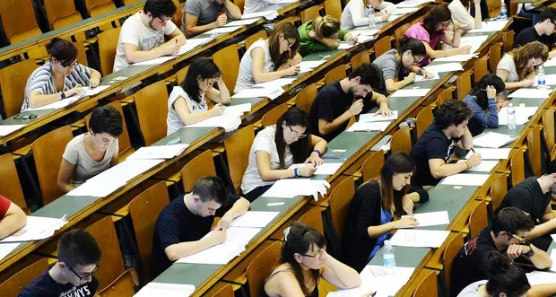Numero chiuso a medicina: ricorso di massa al Tar