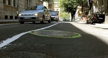 Via Verdi, una gimkana tra le buche
