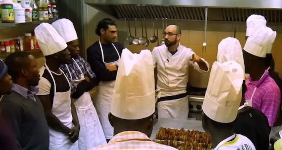 La cena di Natale la preparano i «profughi-chef»