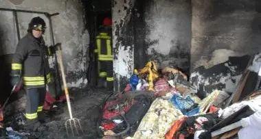 Rovereto: incendio in condominio, intossicate cinque persone