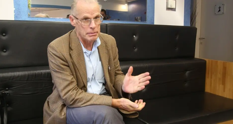 Gli ex, rabbia e silenzio: «Ora basta insultarci»