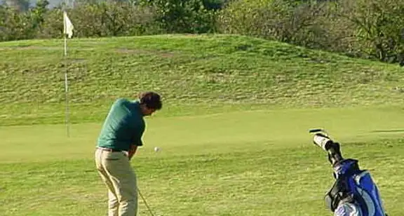 Fulmine cade sul campo da golf a Sarnonico