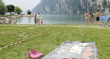Strane tracce di bimbo: è allarme