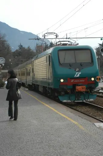 Disservizi ferroviari, la Provincia di Trento vuole disdire il contratto con Trenitalia