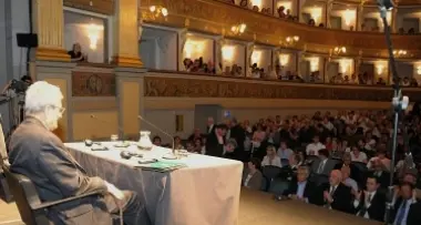 Amartya Sen: \"La povertà rende schiavi\"