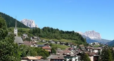 I ladini: \"Fuori Moena dalla valle di Fassa\"