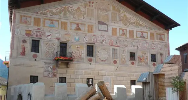 Cavalese, palazzi aperti con il Fai