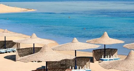 Anche Equitalia in agosto va in vacanza: congelate le cartelle