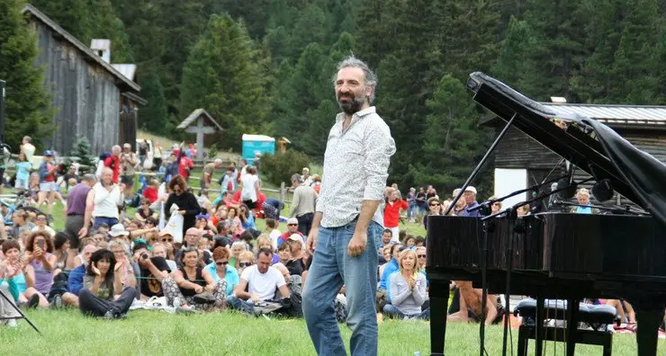In quattromila ad applaudire Stefano Bollani
