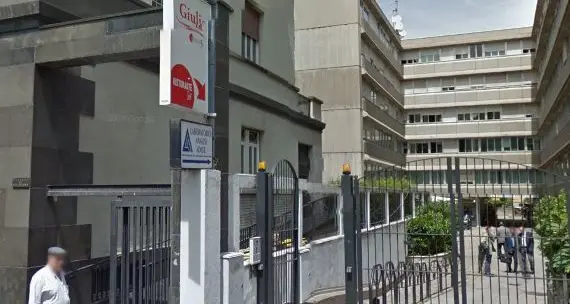 Morto di overdose, trovato nel bagno della Risto 3