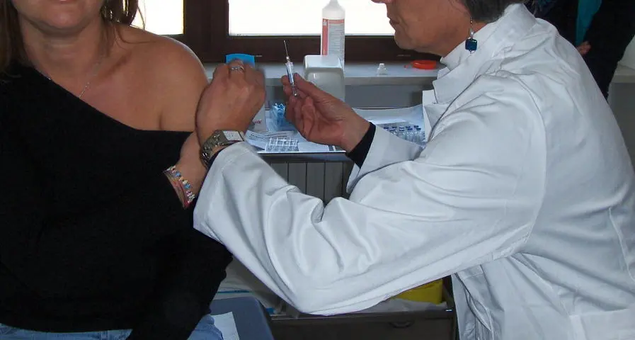 Vaccino anti-influenza, pronte 70 mila dosi