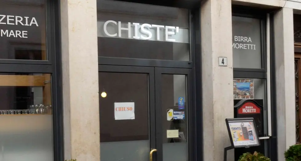 Ristorante Chistè, addio pizza e pesce: ora guarda agli studenti