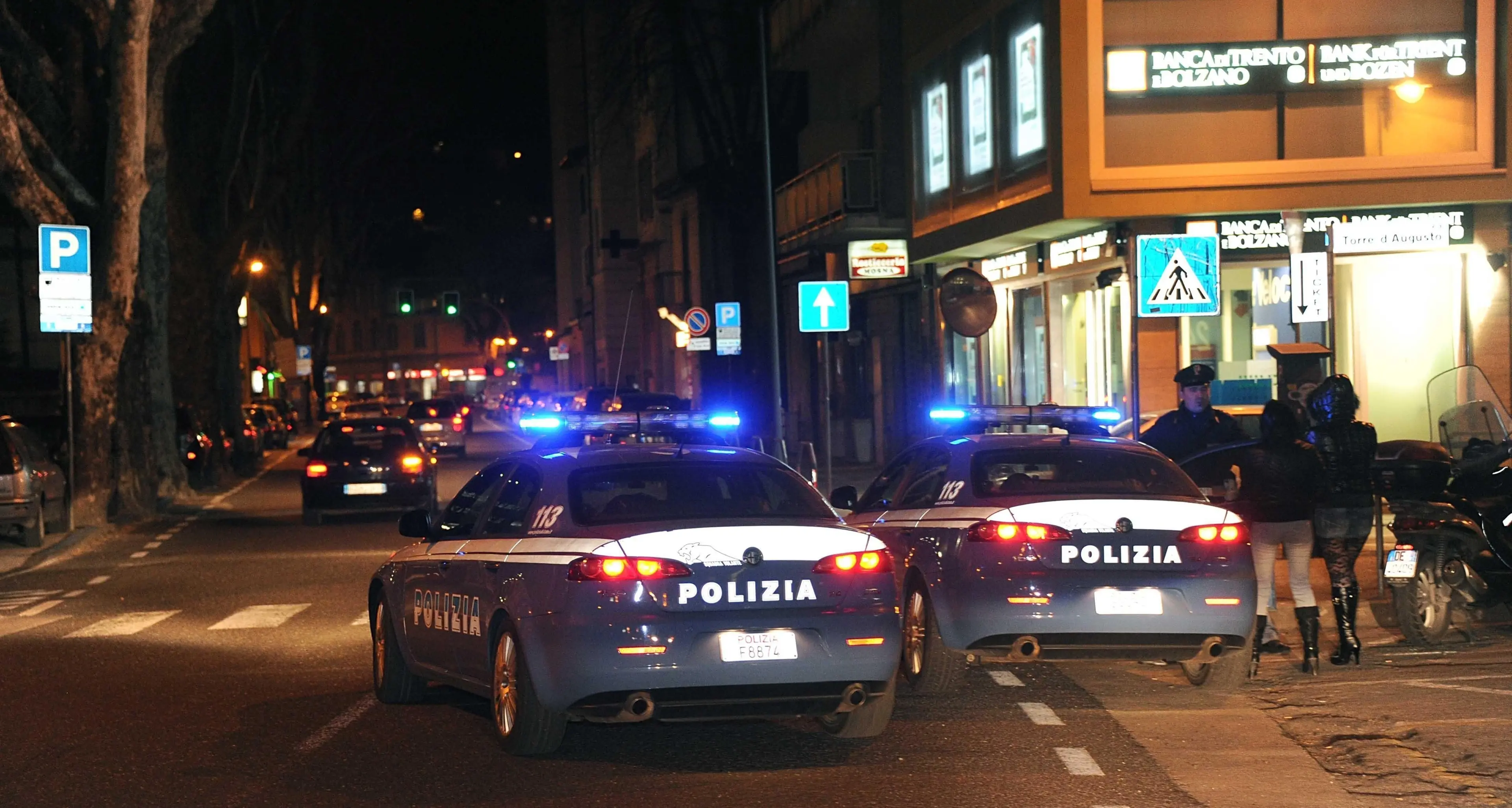 Arrestati dalla polizia i due rapinatori del tassista