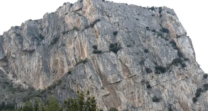 Frana sul Colodri, chiusa la ferrata ad Arco