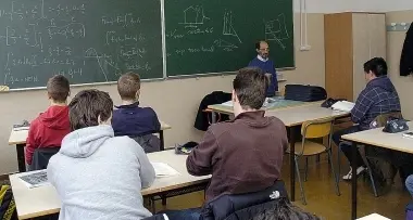 Trento, la protesta dei professori ferma le gite scolastiche