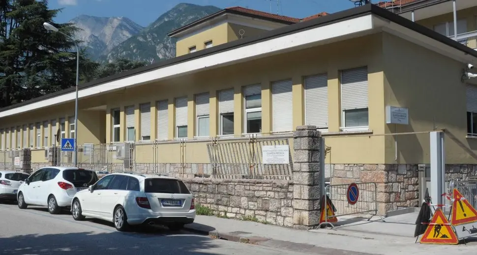 Guardia medica sguarnita in piena notte