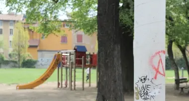 S.Chiara, il parco preferito dagli ubriachi