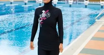 Al Lido di Bolzano via libera al Burkini