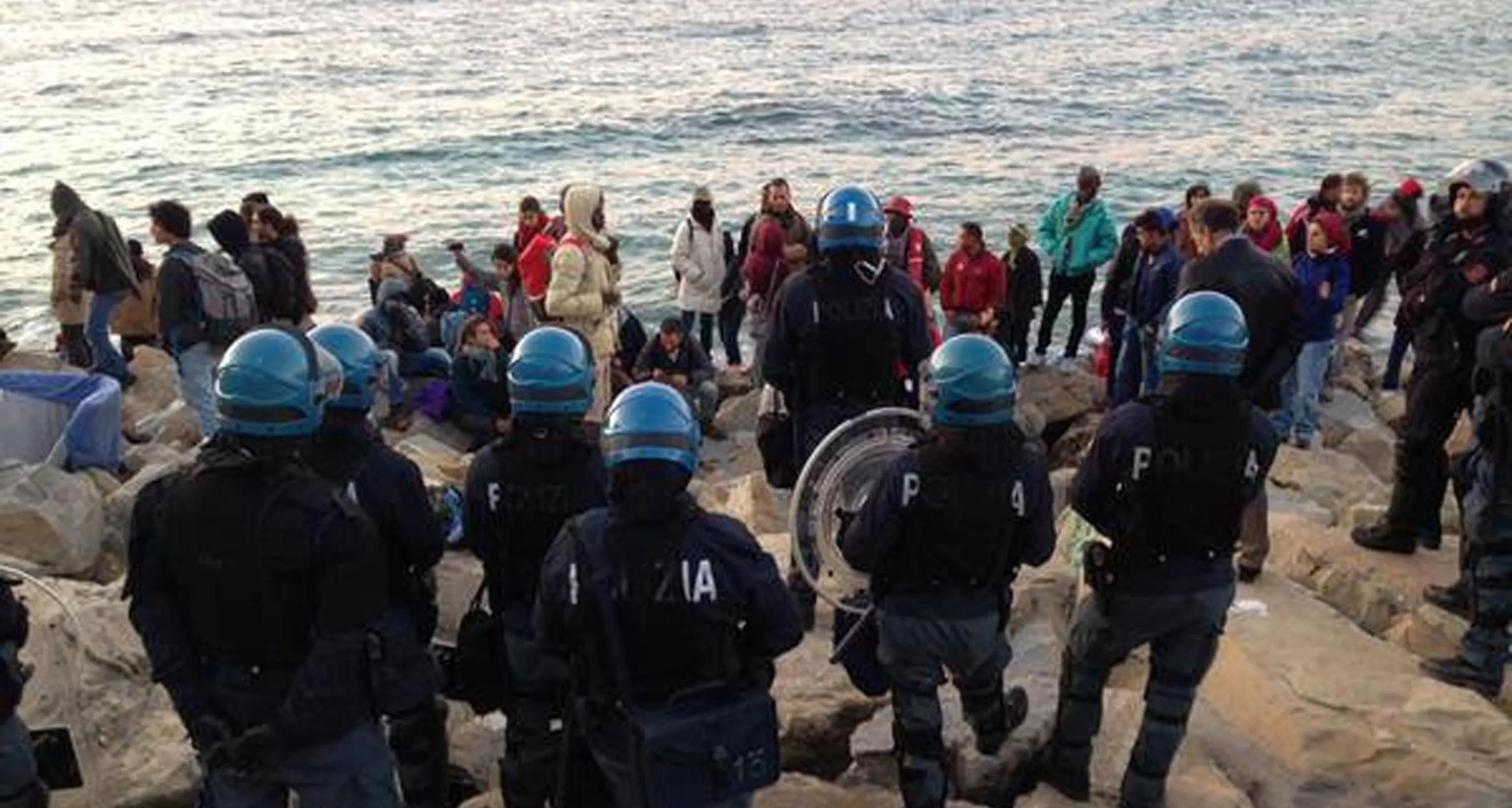 Migranti, aiuti nei Paesi di provenienza