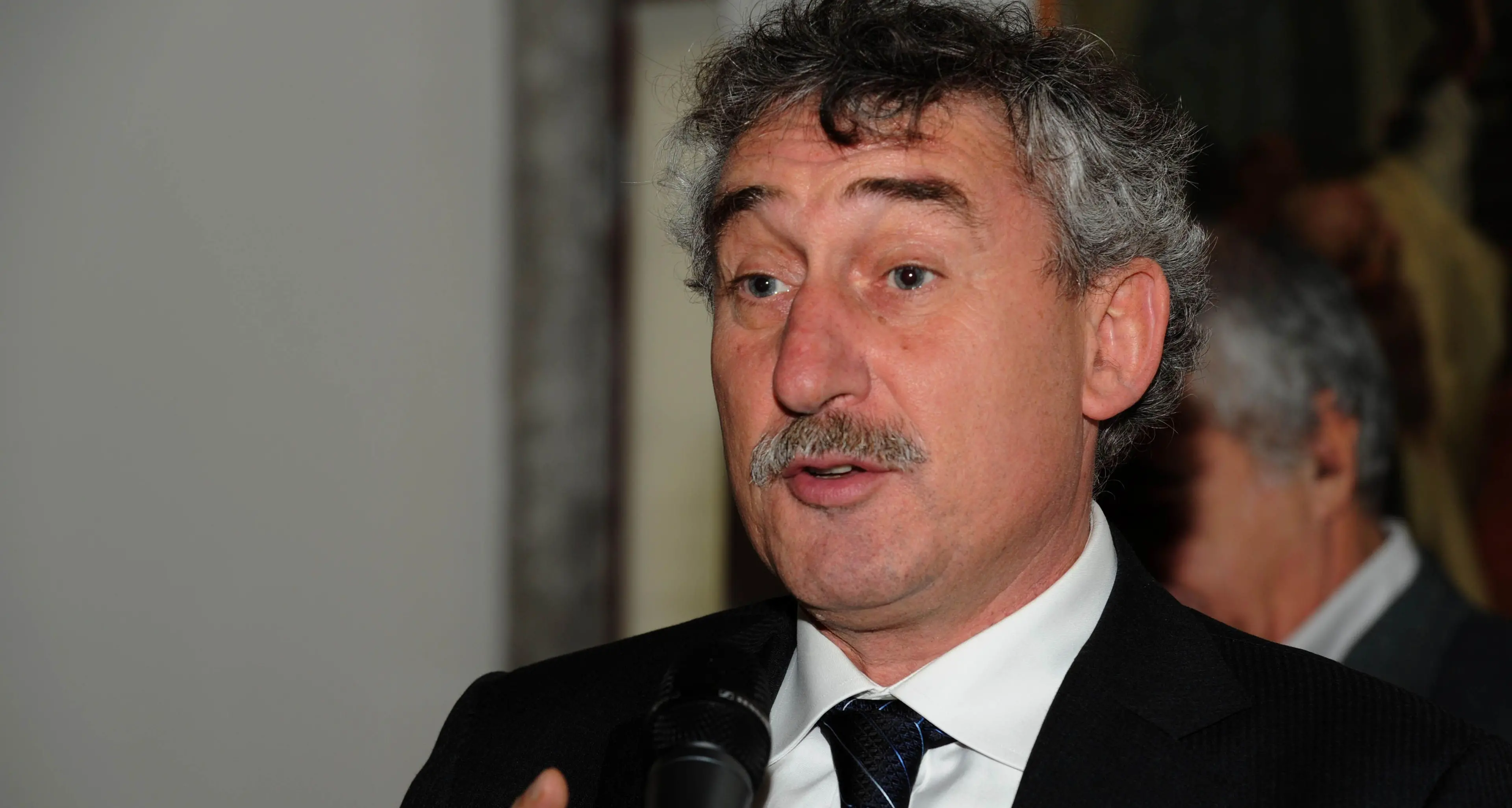 Azienda sanitaria, Flor confermato al vertice. Ma con un (mini) taglio di stipendio