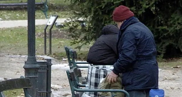 Caritas: «Troppi i nuovi poveri»